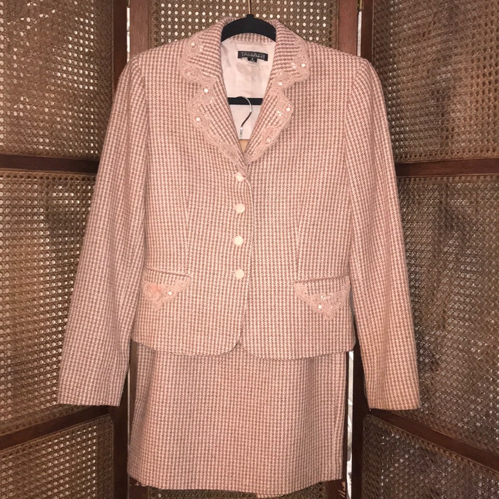 Classic Tahari Suit